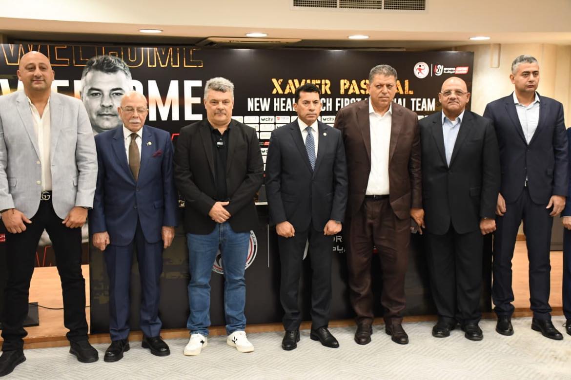 وزير الرياضة يشهد المؤتمر الصحفي لتقديم الإسباني خافيير باسكوال مديرًا فنيًا لمنتخب مصر لكرة اليد