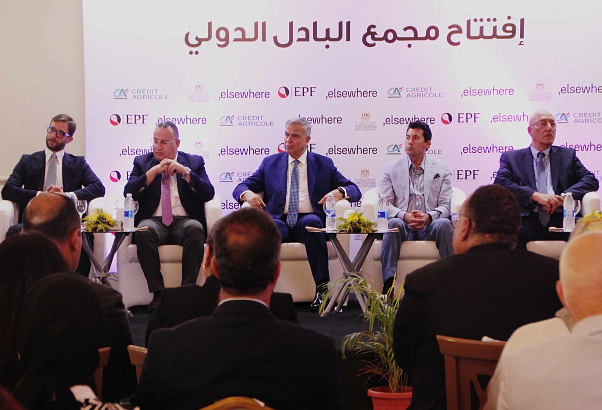 وزير الشباب والرياضة ومحافظ الإسكندرية يشهدان المؤتمر الصحفي للبطولة الدولية للبادل ويفتتحان ملاعب البادل بنادي سبورتنج بالإسكندرية