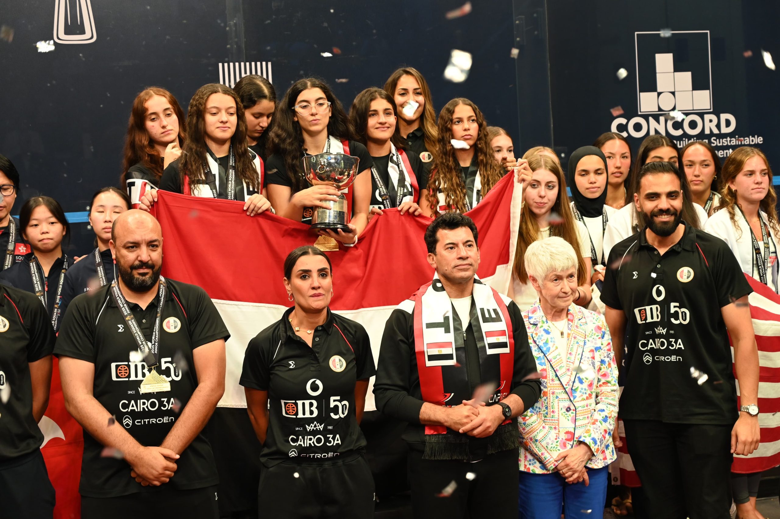 وزير الرياضة يشهد تتويج منتخب الناشئين والناشئات ببطولة كأس العالم للاسكواش