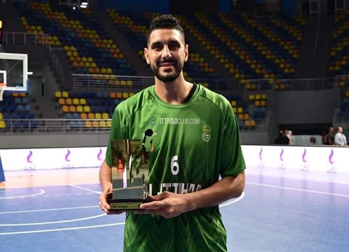 هيثم كمال يجدد تعاقده مع سلة الاتحاد السكندري — كورافيا