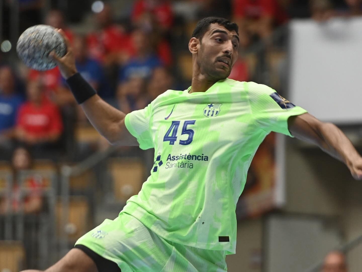 سيف الدرع يتوج مع برشلونة بسوبر كوبا إيبيريا على حساب سبورتنج لشبونة بقيادة محمد علي