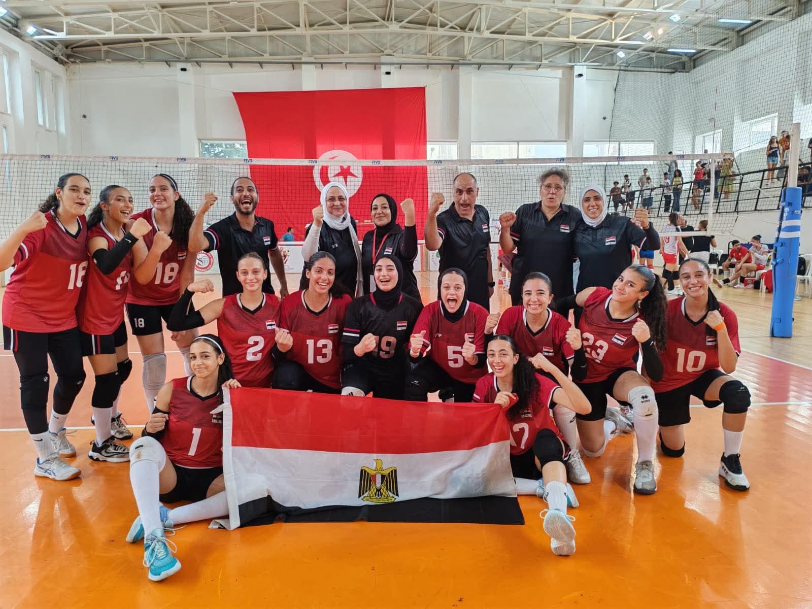 منتخب ناشئات الطائرة يهزم تونس ويصعد لنهائي بطولة إفريقيا بتونس — كورافيا