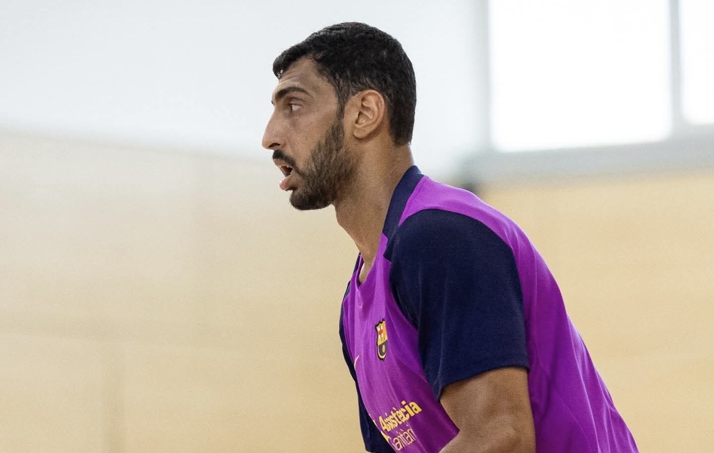 برشلونة بقيادة سيف الدرع يواجه جوج بدوري أبطال أوروبا لكرة اليد — كورافيا